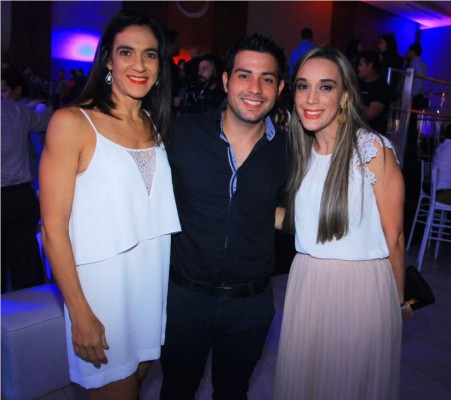 Michelob Ultra, la cerveza para brindar ahora